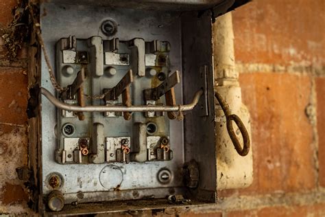 abandoned junction box|abandoning old wire.